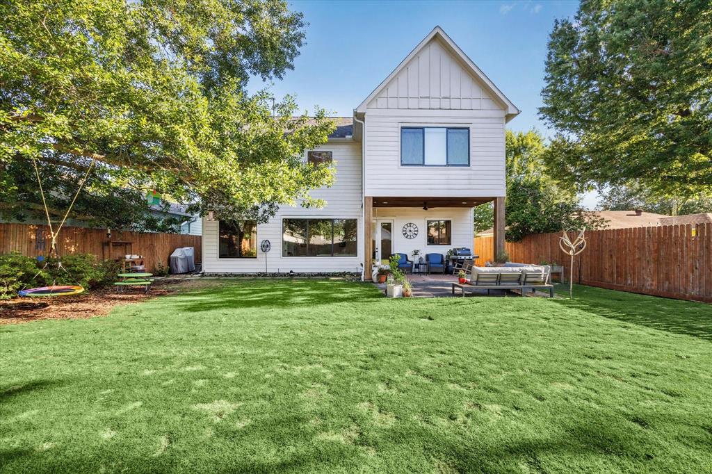 1814 Saxon Drive