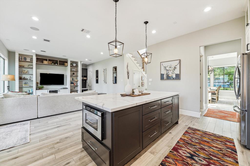 1814 Saxon Drive