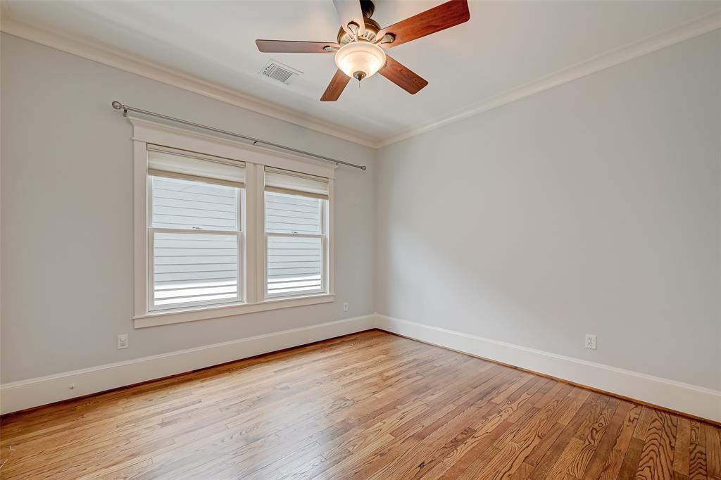 628 W 17th Street