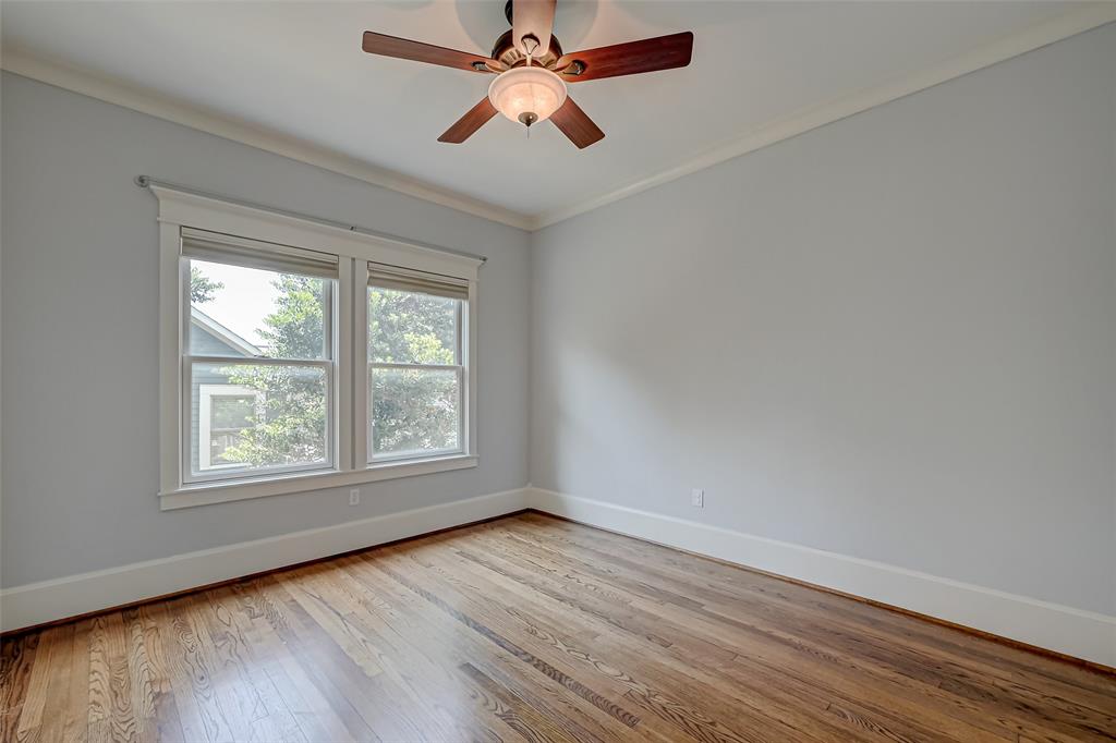 628 W 17th Street