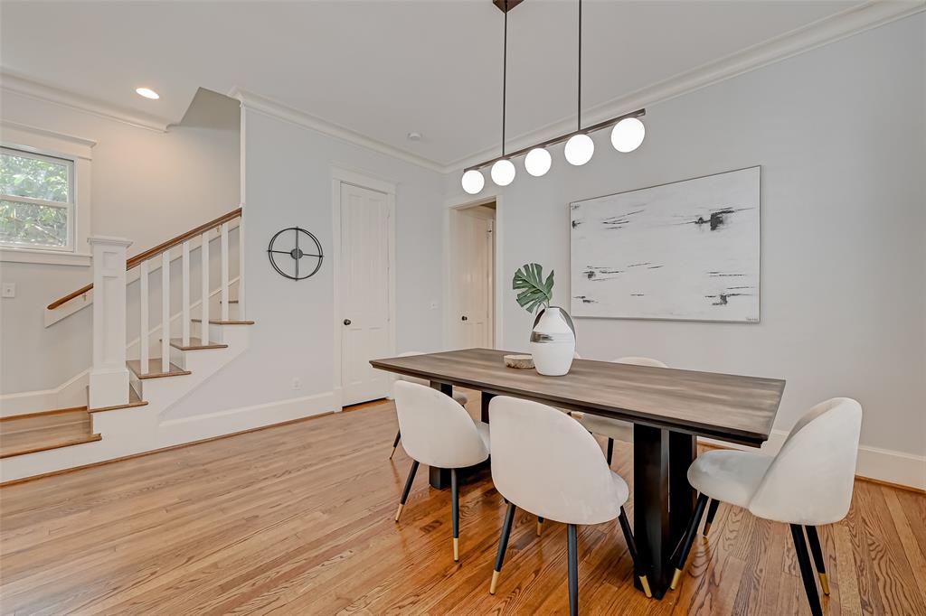 628 W 17th Street