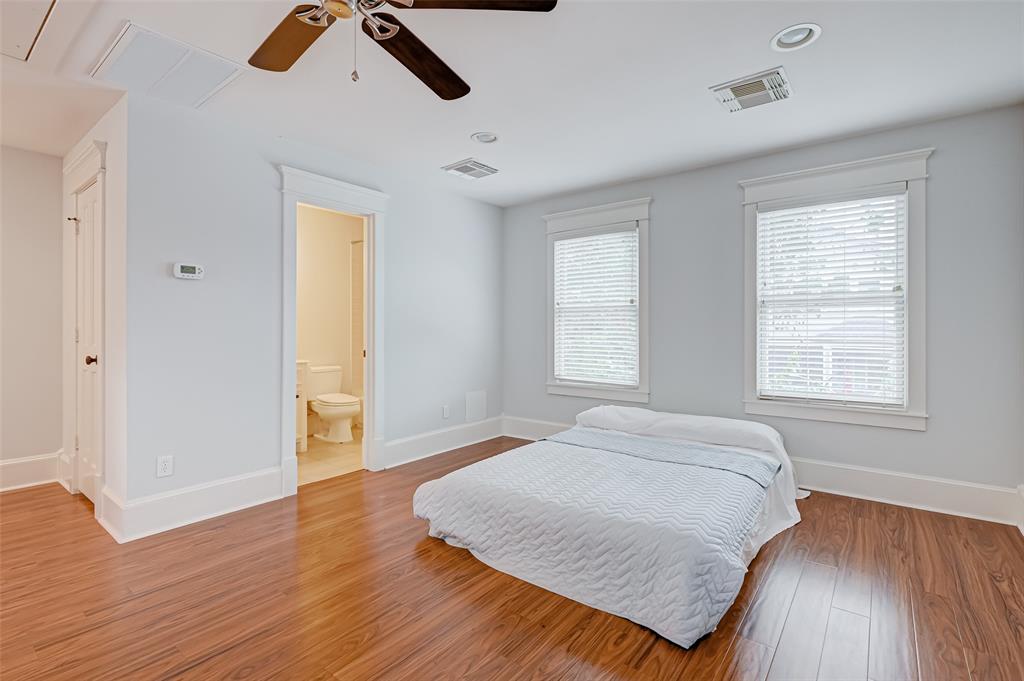 628 W 17th Street