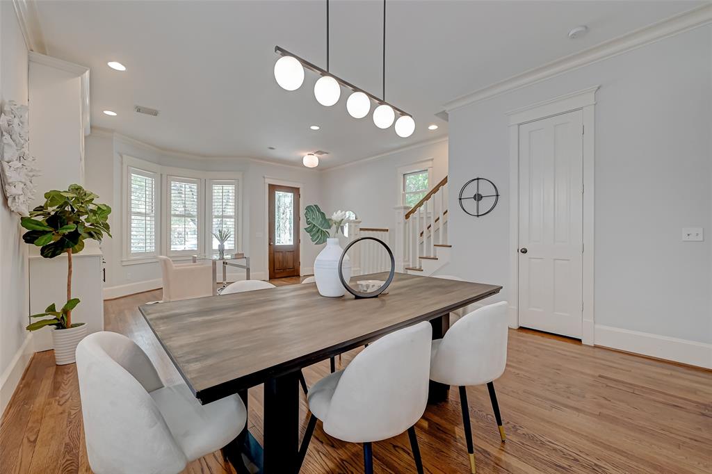 628 W 17th Street