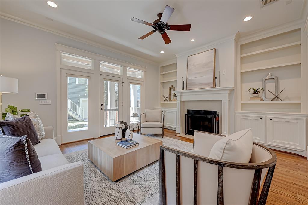 628 W 17th Street