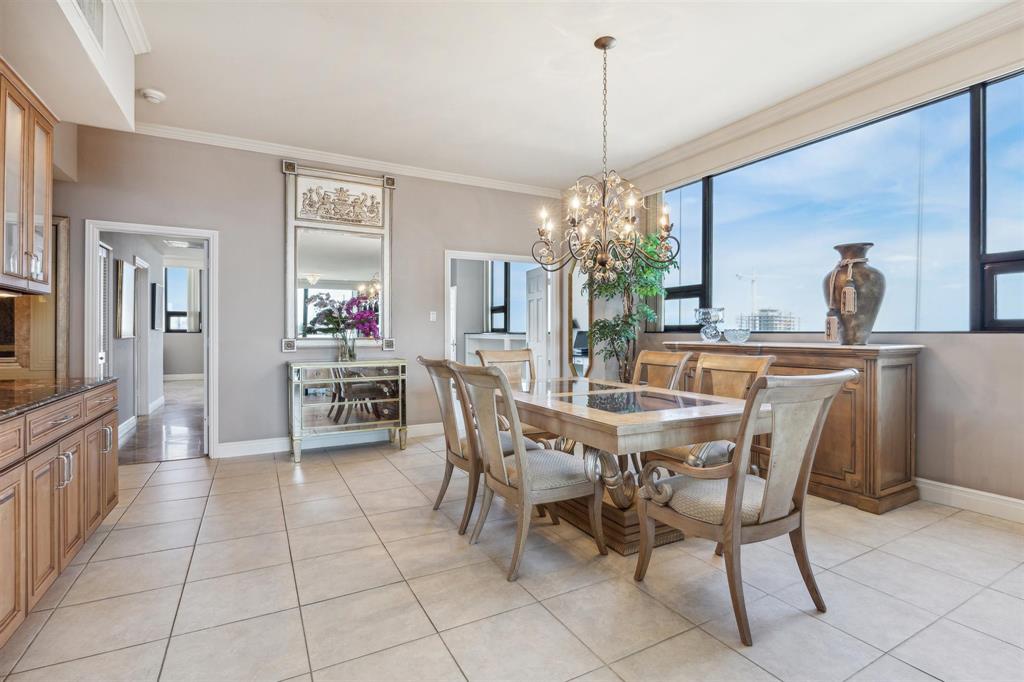 1111 Hermann Drive # 25C