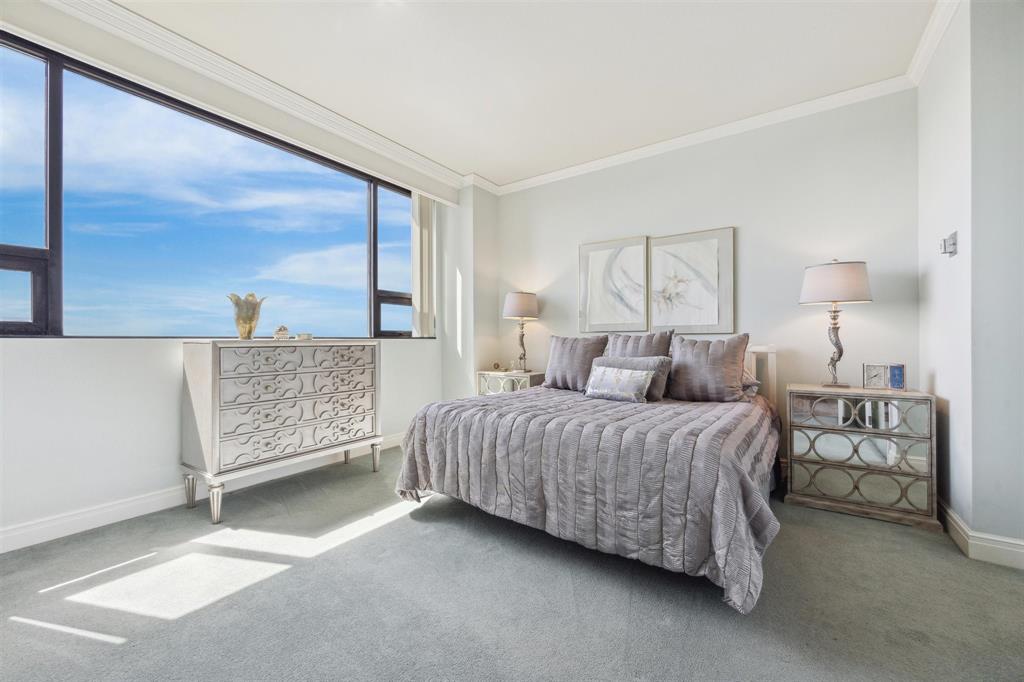 1111 Hermann Drive # 25C