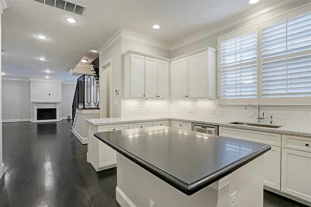 2118 Briarglen Drive