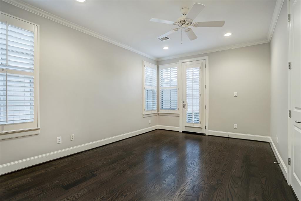 2118 Briarglen Drive