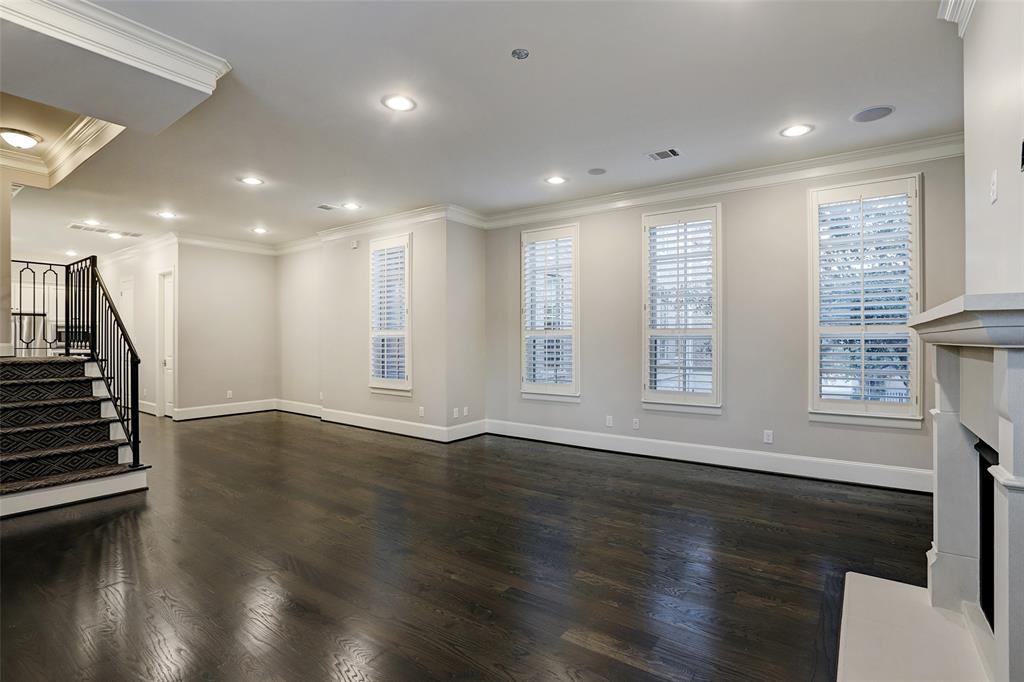 2118 Briarglen Drive