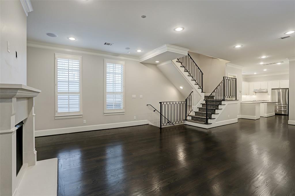 2118 Briarglen Drive