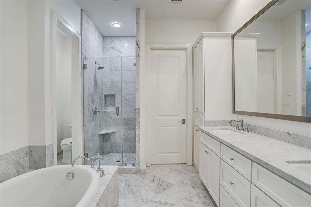 2118 Briarglen Drive