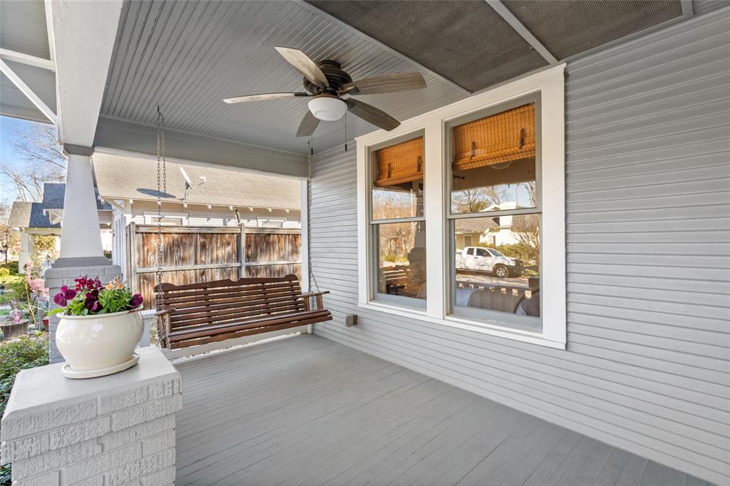 1024 W Cottage Street
