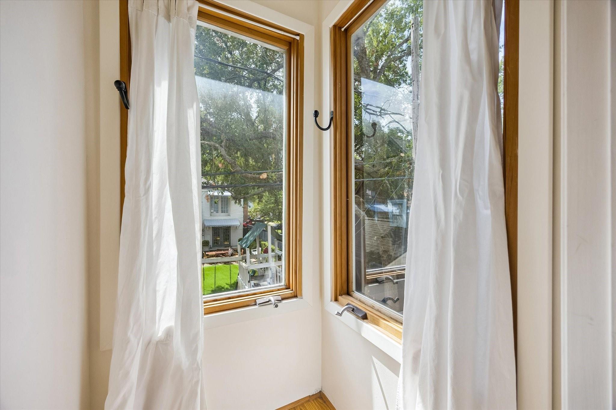 2333 Sunset Boulevard Unit: 1/2