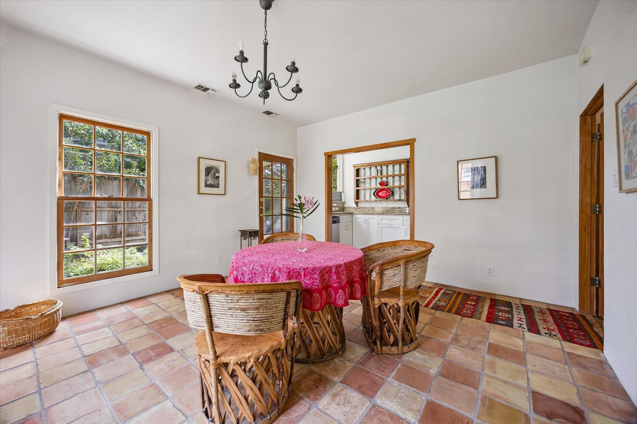 2333 Sunset Boulevard Unit: 1/2