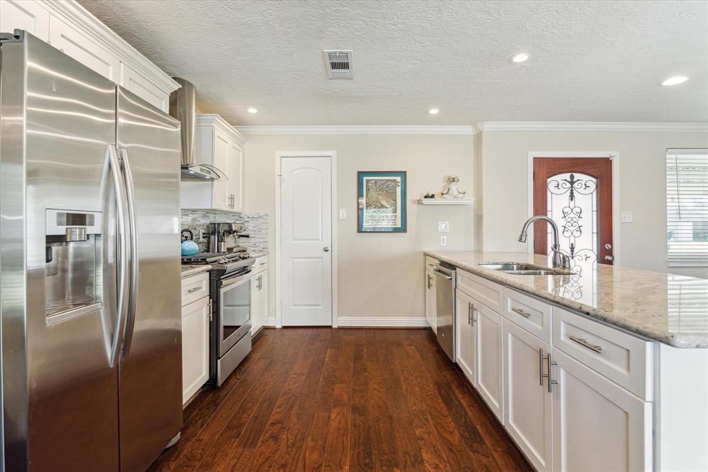 5318 Viking Drive