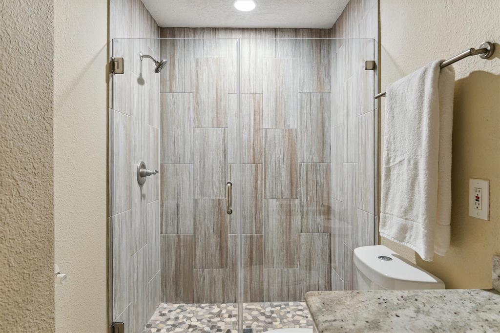 5318 Viking Drive