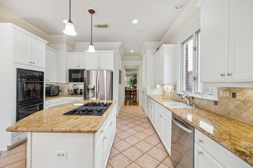 2724 Tangley Road