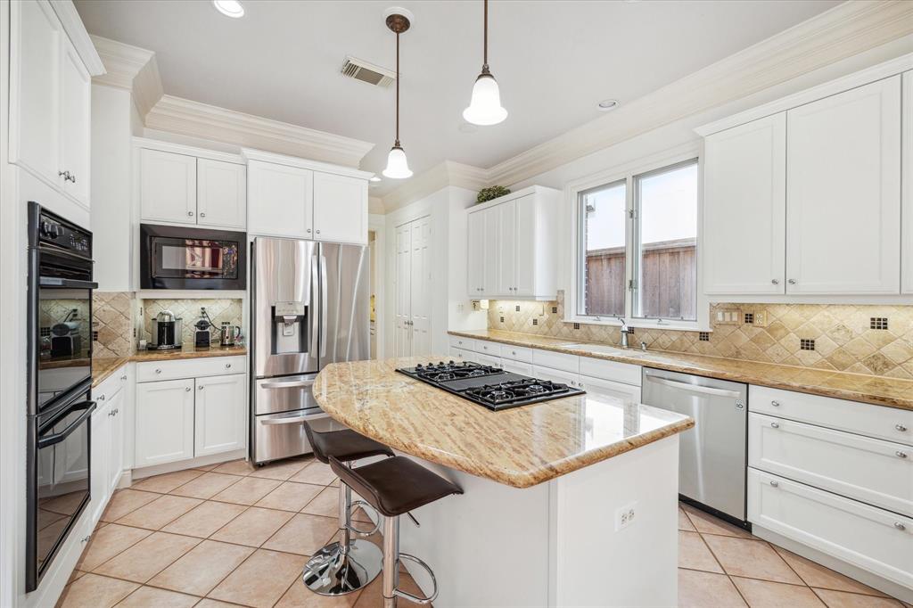 2724 Tangley Road
