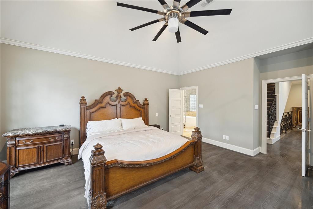 5703 Tangle Circle Lane
