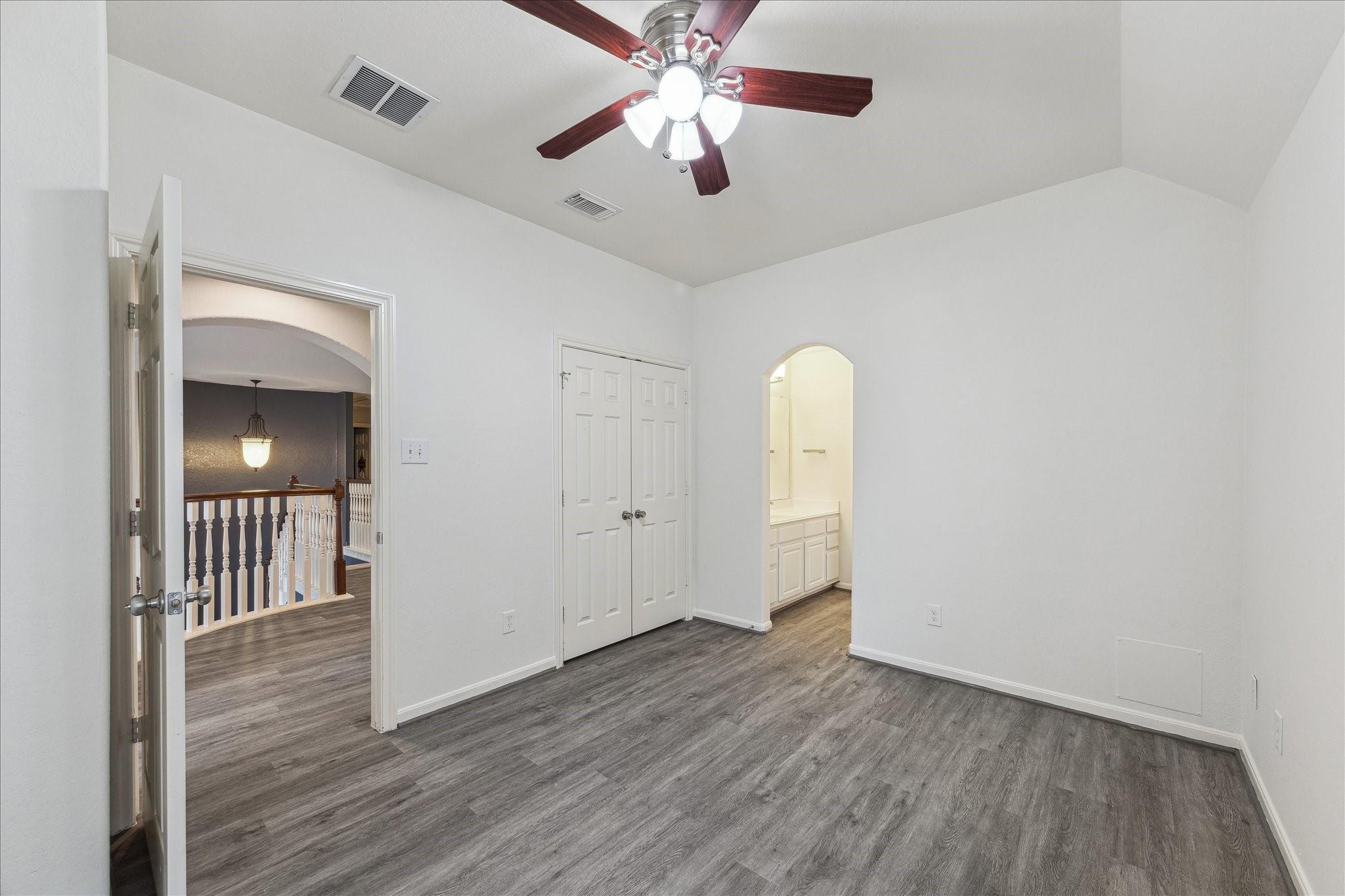 11705 Shoal Landing Street