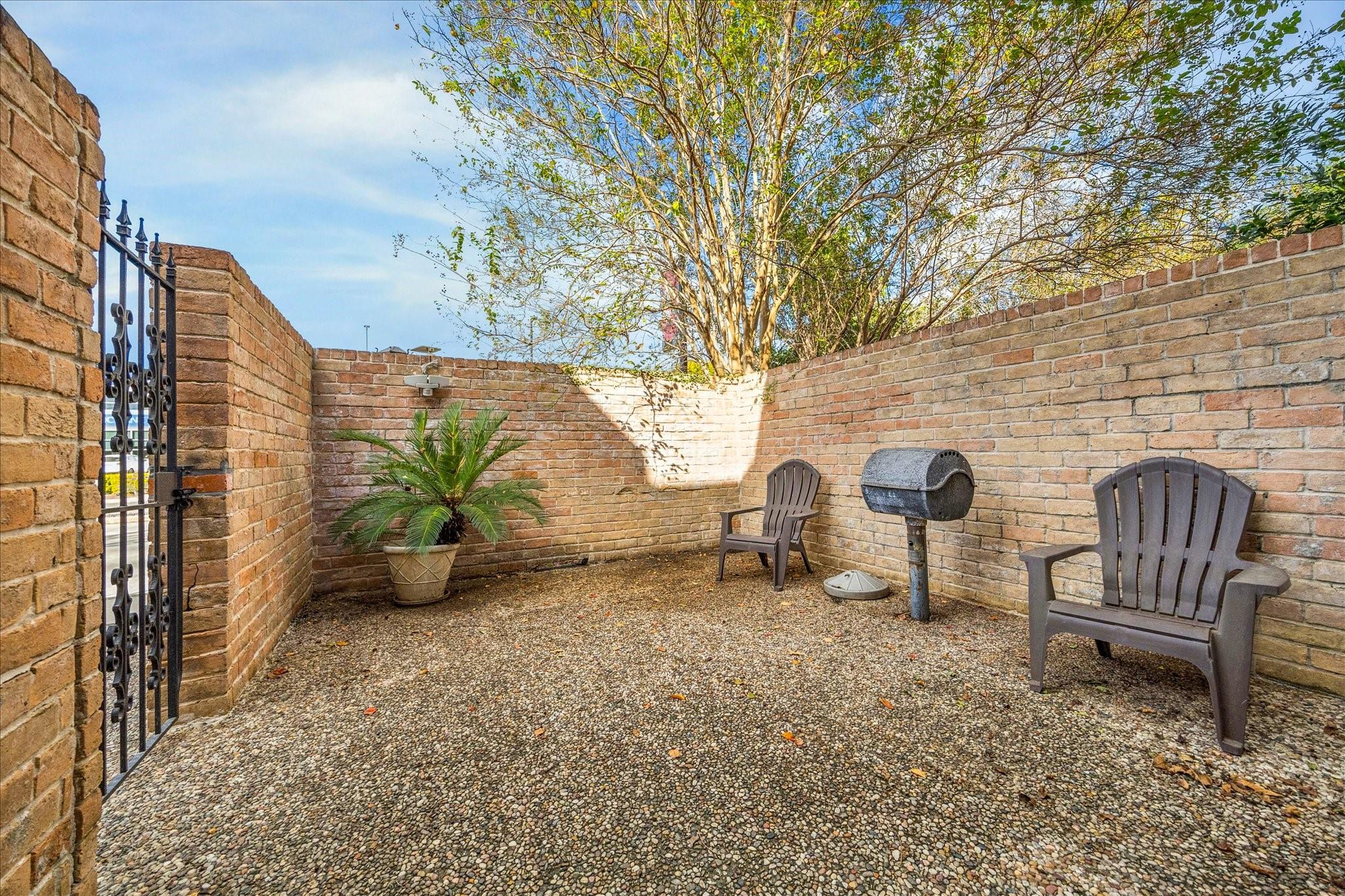 3133 Bissonnet Street