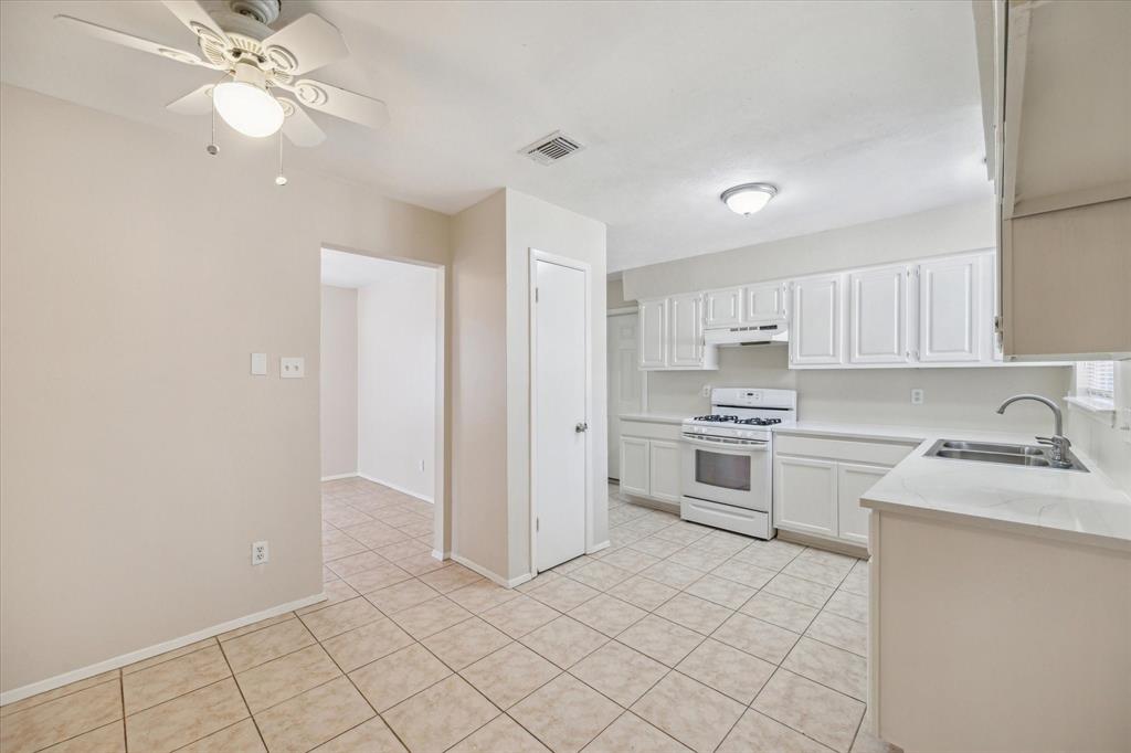 42 S Waxberry Road