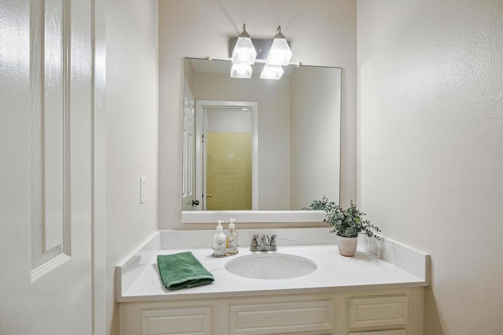 42 S Waxberry Road