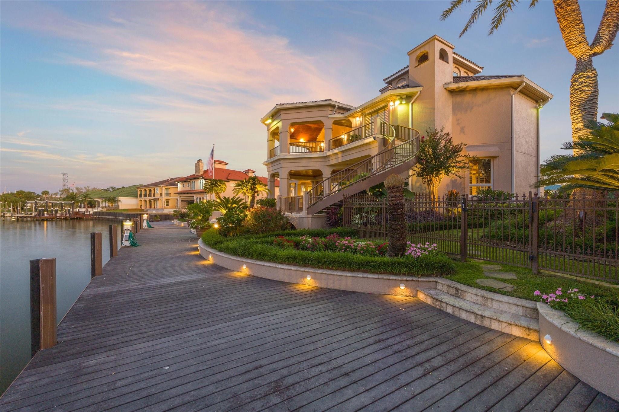 112 Bayou Lane