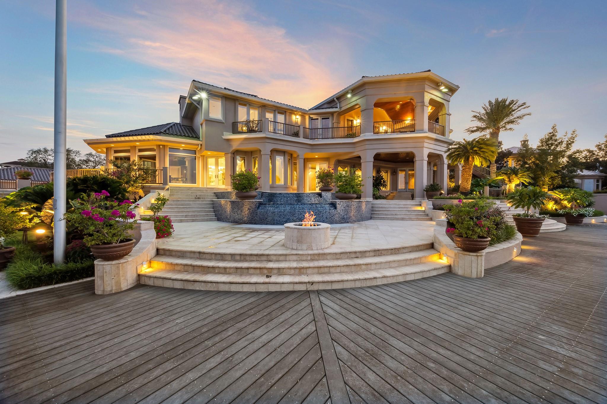 112 Bayou Lane