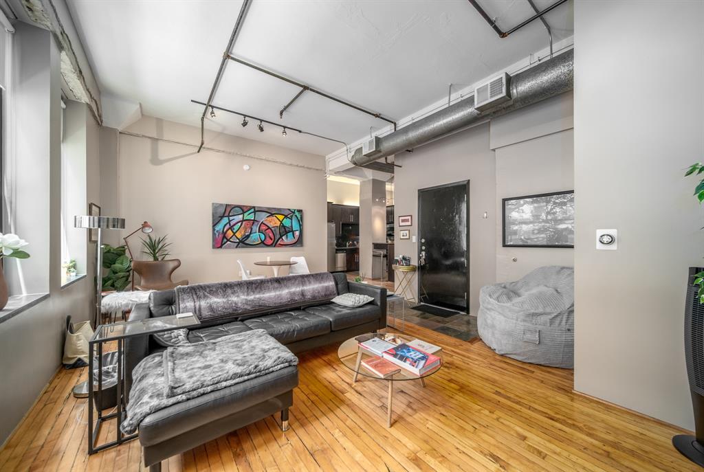 705 Main Street # 501