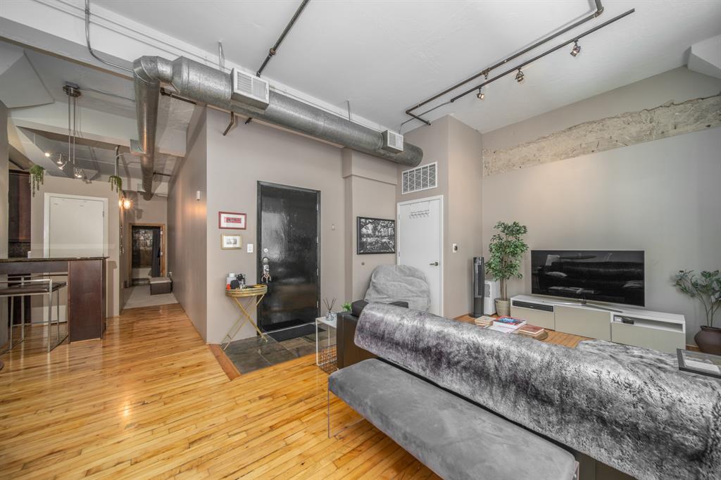 705 Main Street # 501