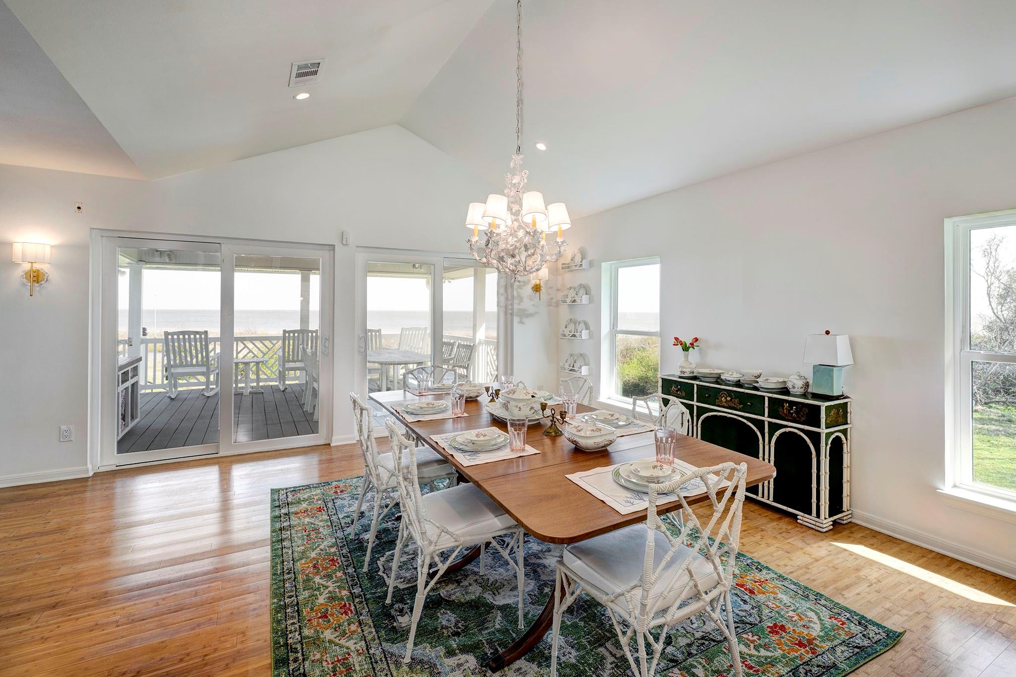 5113 Oleander Street