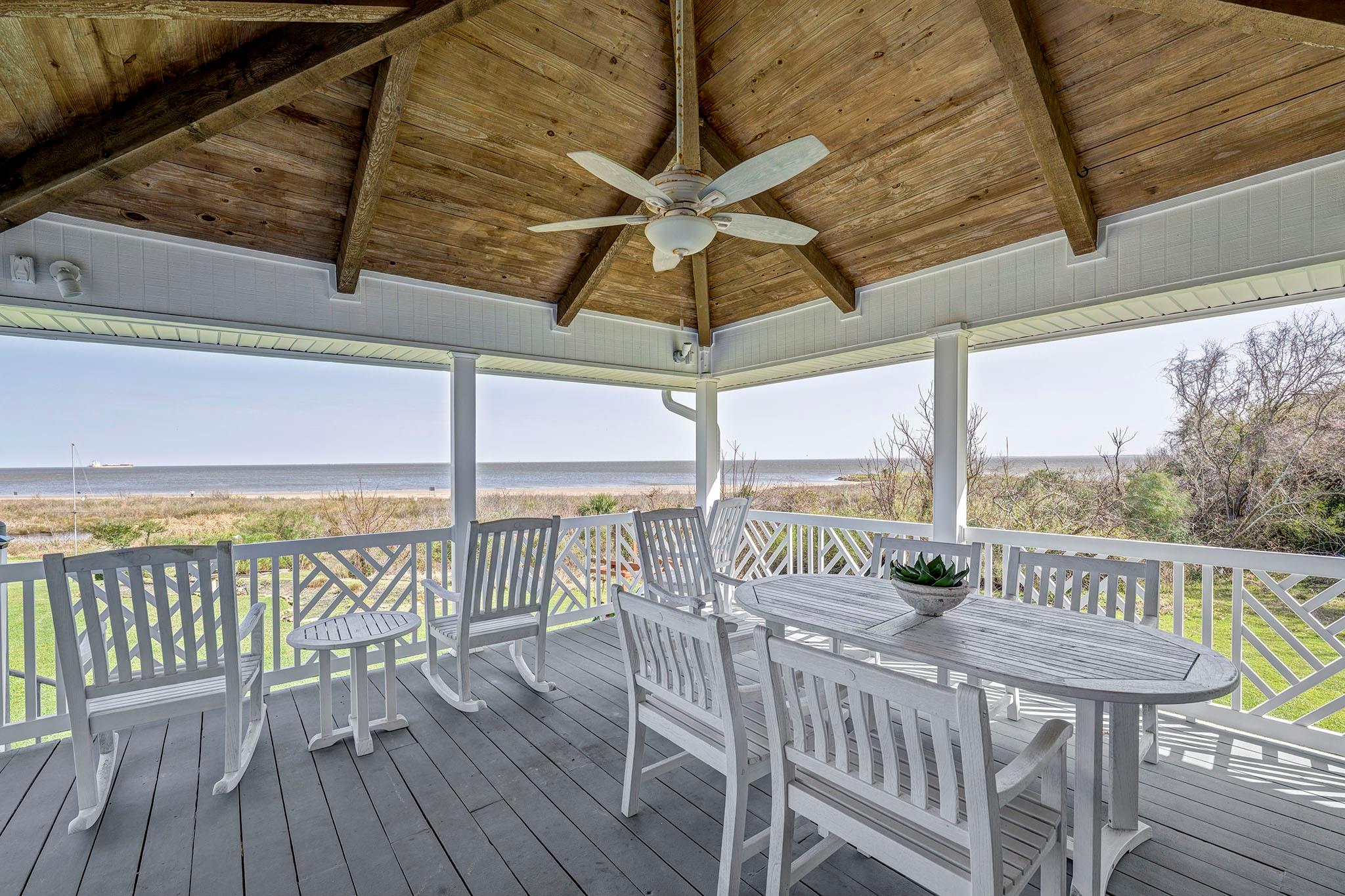 5113 Oleander Street