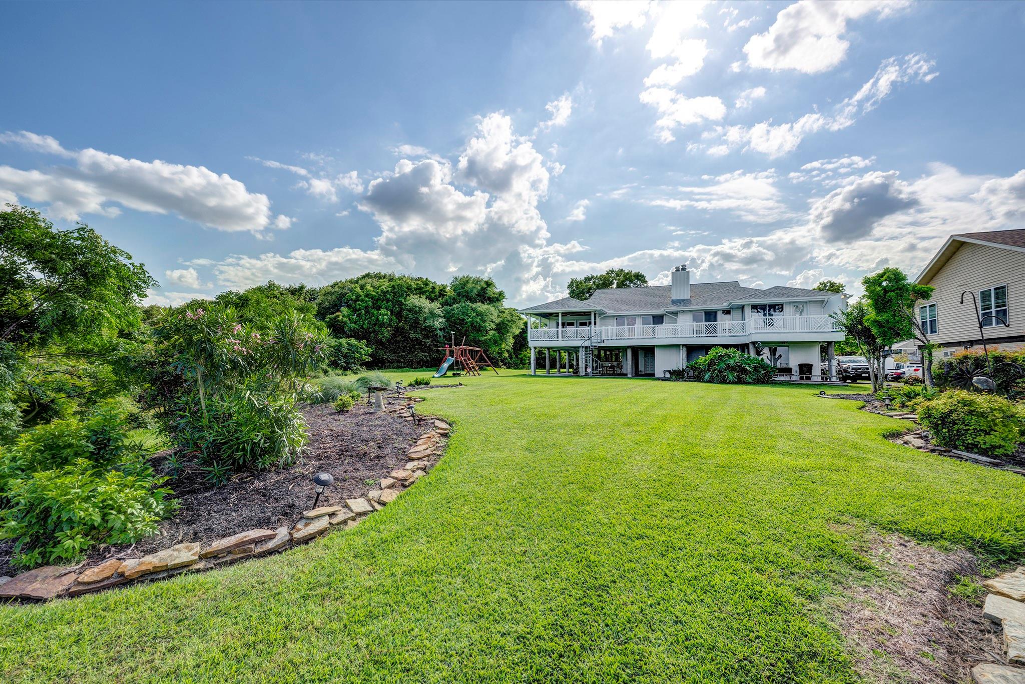 5113 Oleander Street