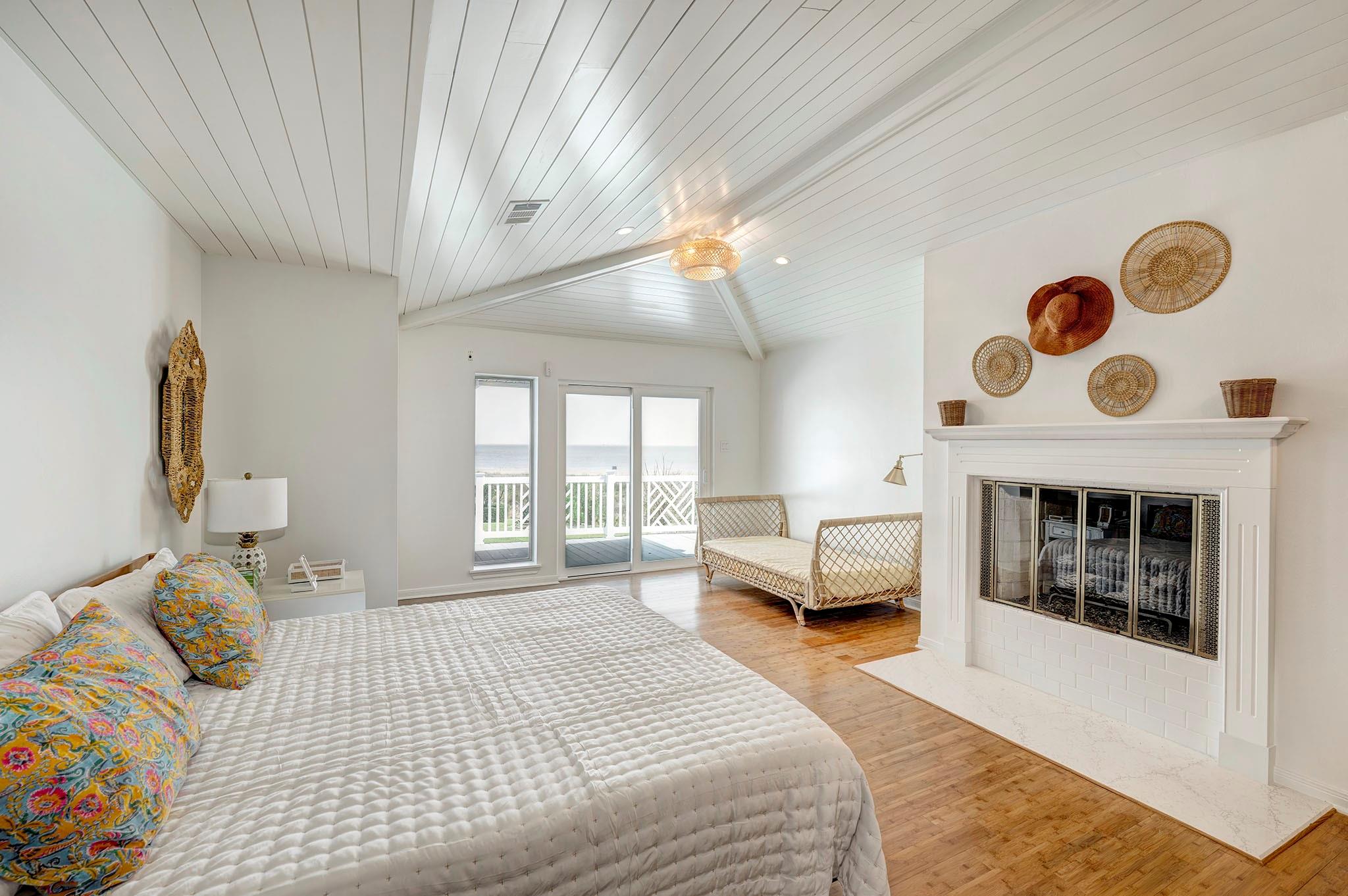 5113 Oleander Street