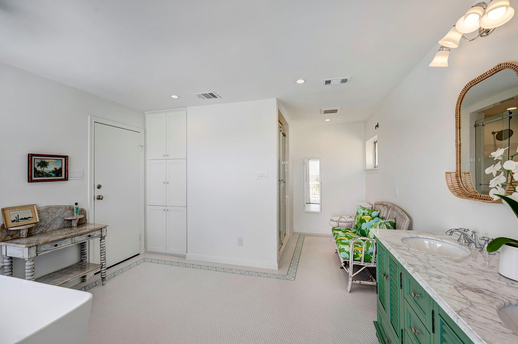 5113 Oleander Street