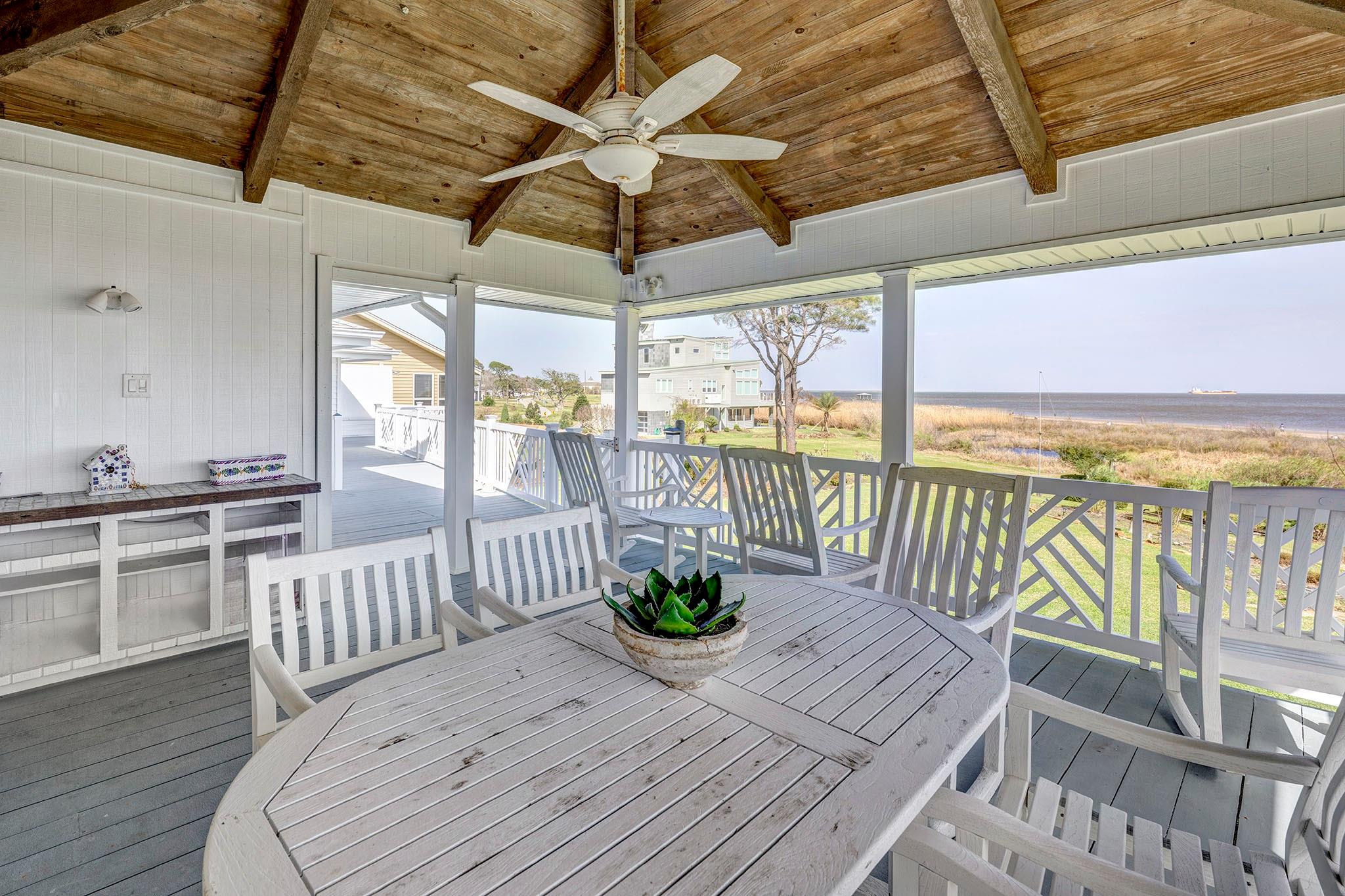 5113 Oleander Street