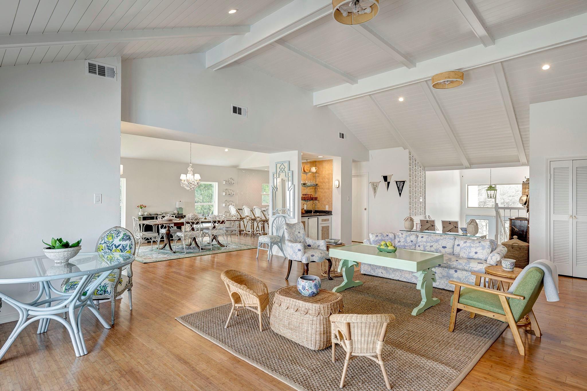 5113 Oleander Street