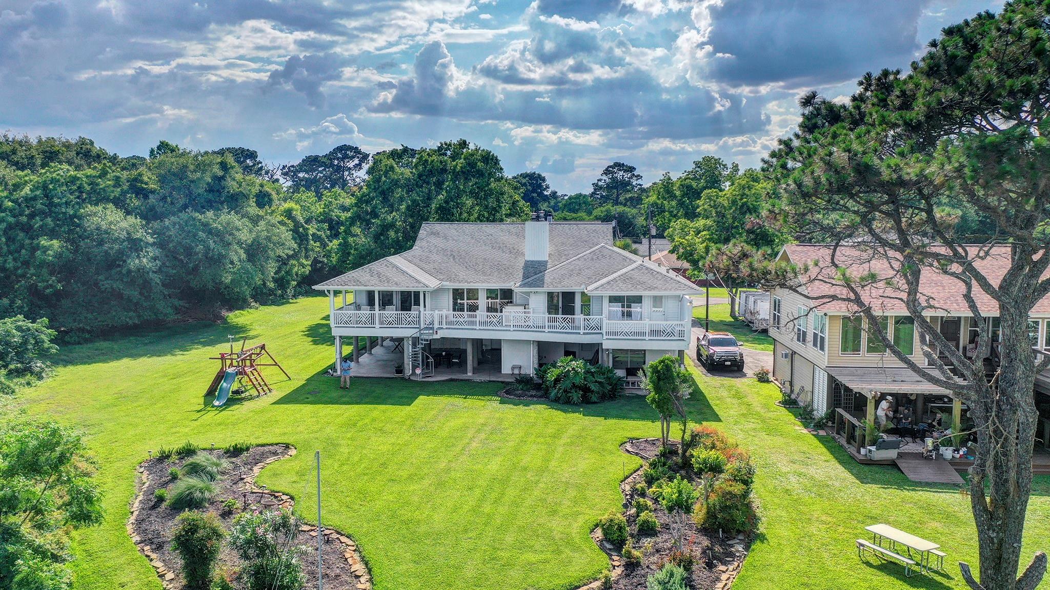 5113 Oleander Street