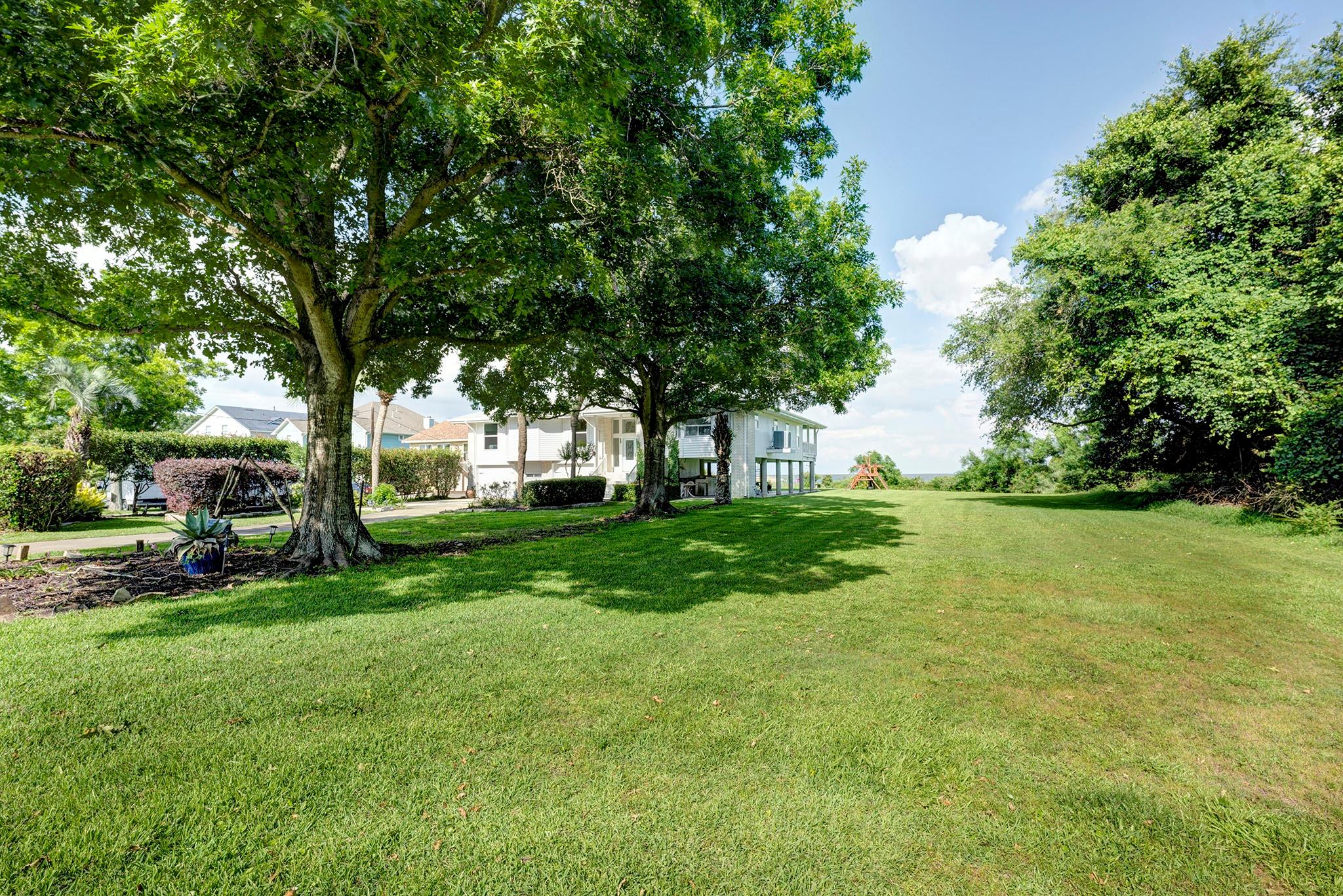 5113 Oleander Street