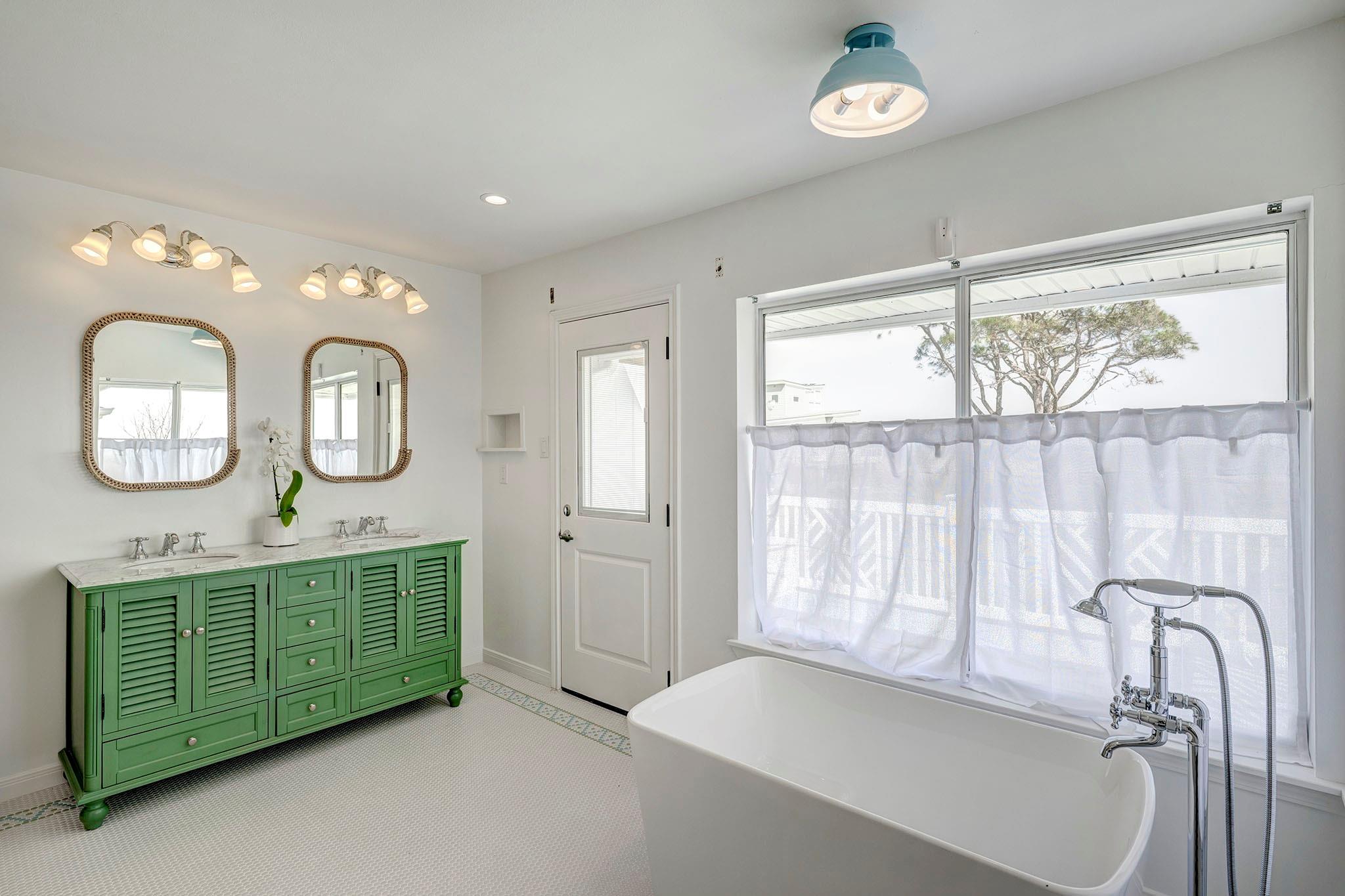 5113 Oleander Street