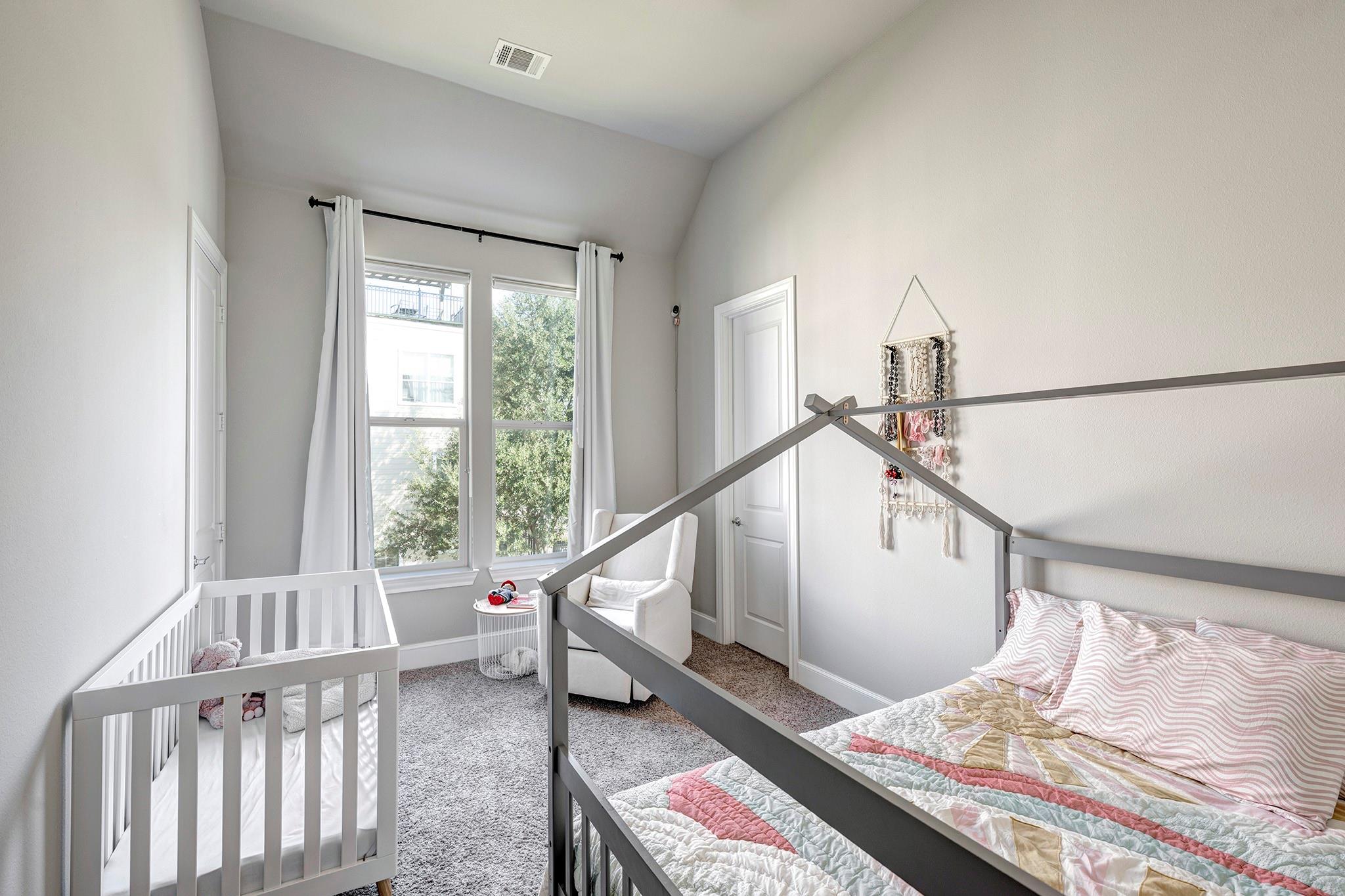 1223 W 15th 1/2 Street