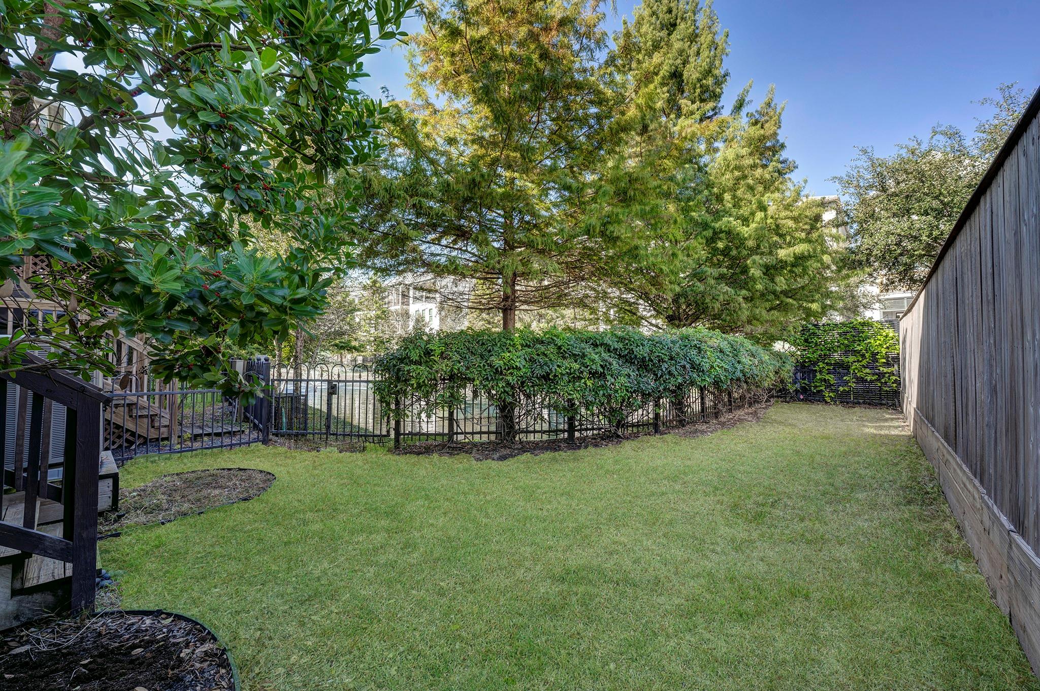 1223 W 15th 1/2 Street