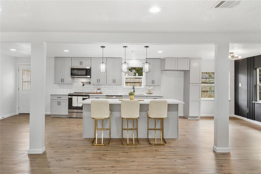 5527 Stillbrooke Drive