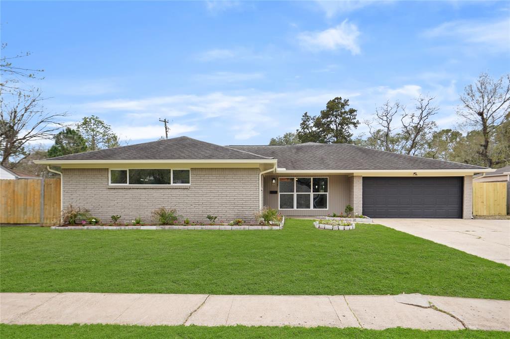 5527 Stillbrooke Drive