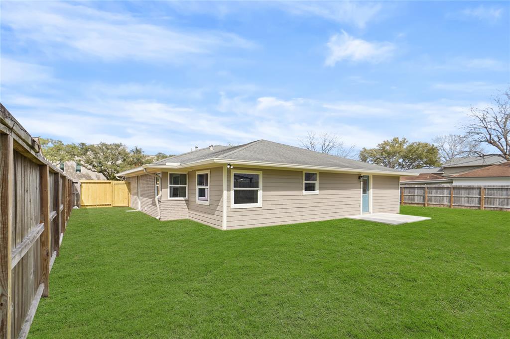 5527 Stillbrooke Drive