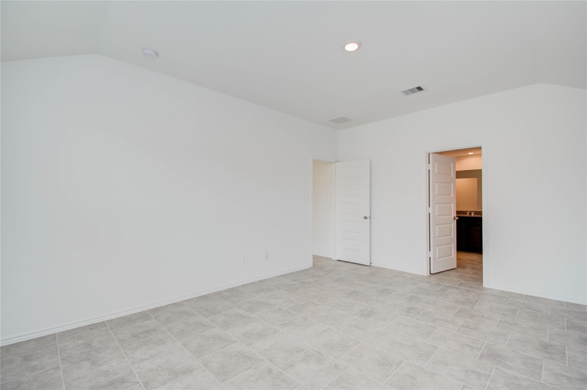 1022 Cattle Chute Ct