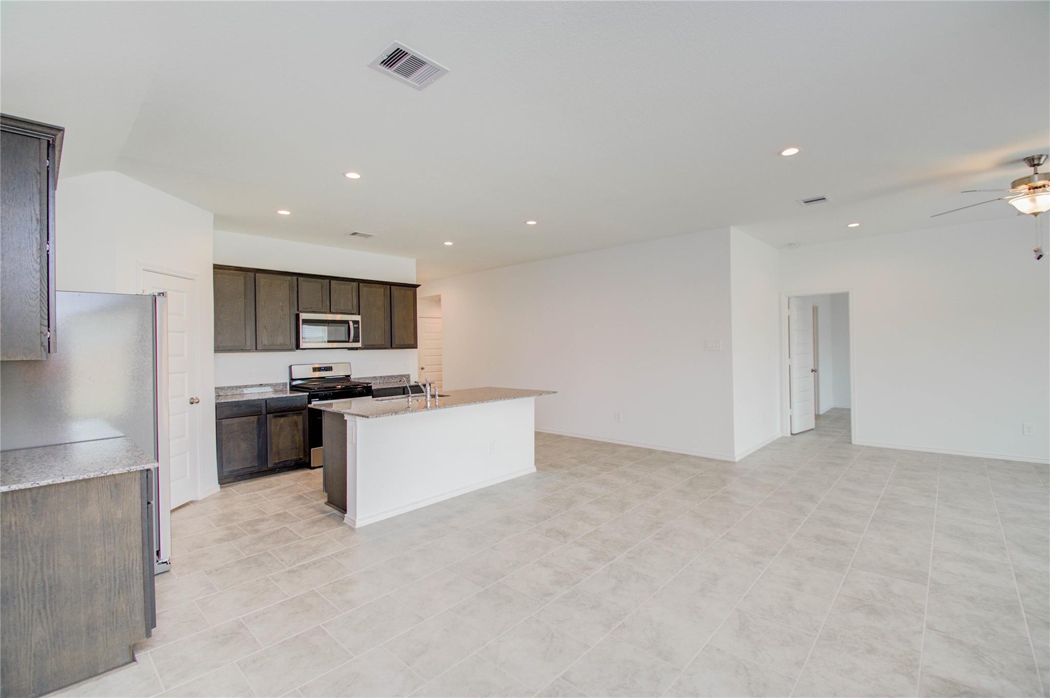 1022 Cattle Chute Ct