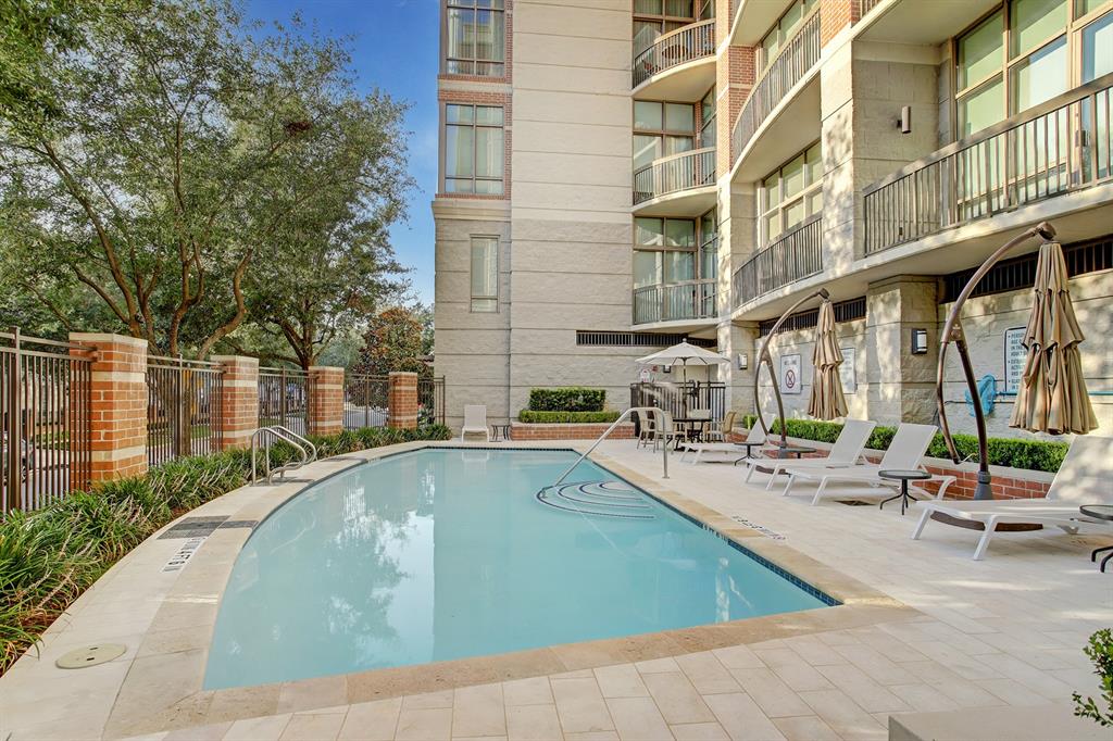 2211 Briarglen Drive # 411