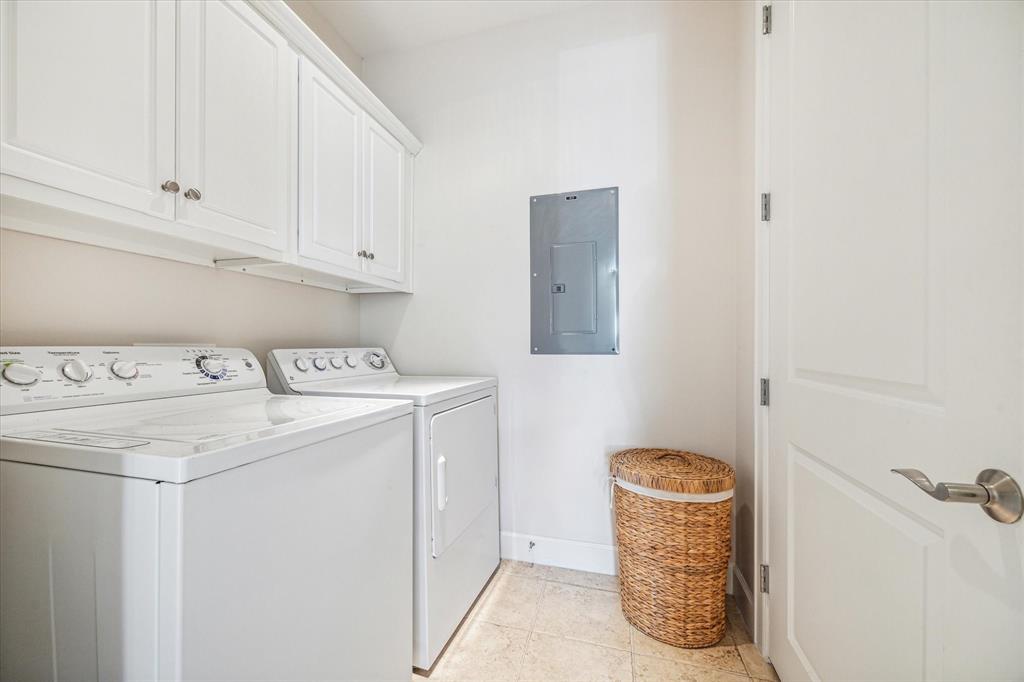 2211 Briarglen Drive # 411